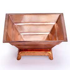 Cobre Havan Kund Pequeño con soporte